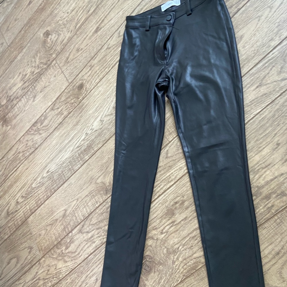 Faux leather leggings